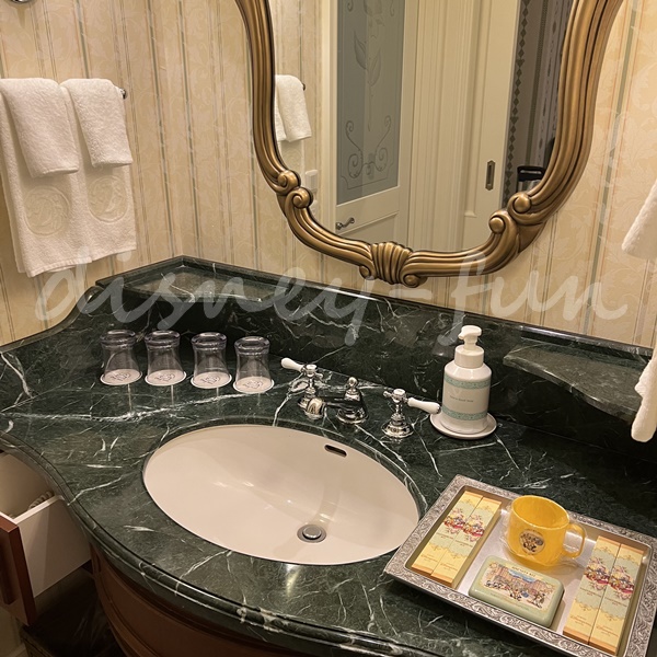 ディズニーランドホテル・スタンダードルームの洗面